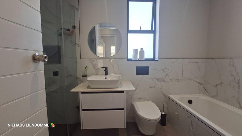 4 Bedroom Property for Sale in Sitari Country Estate Western Cape